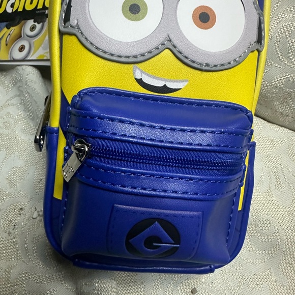 LOUNGEFLY CROSSBUDDIES MINIONS (BOB WITH TEDDY BEAR) BAG Lot New With Tags - Picture 9 of 12